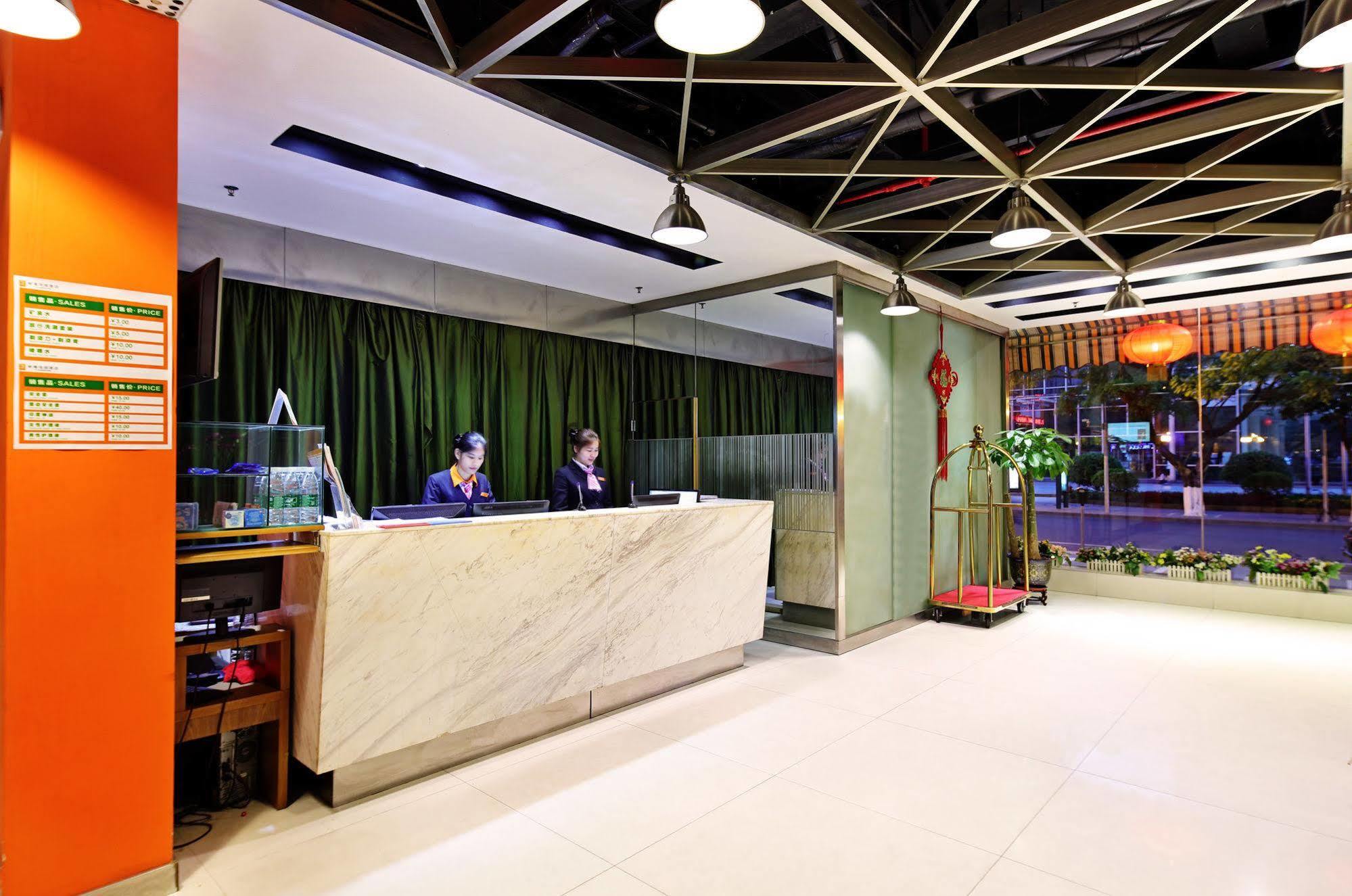 Yanjiang East Garden Inn Гуанджоу Екстериор снимка
