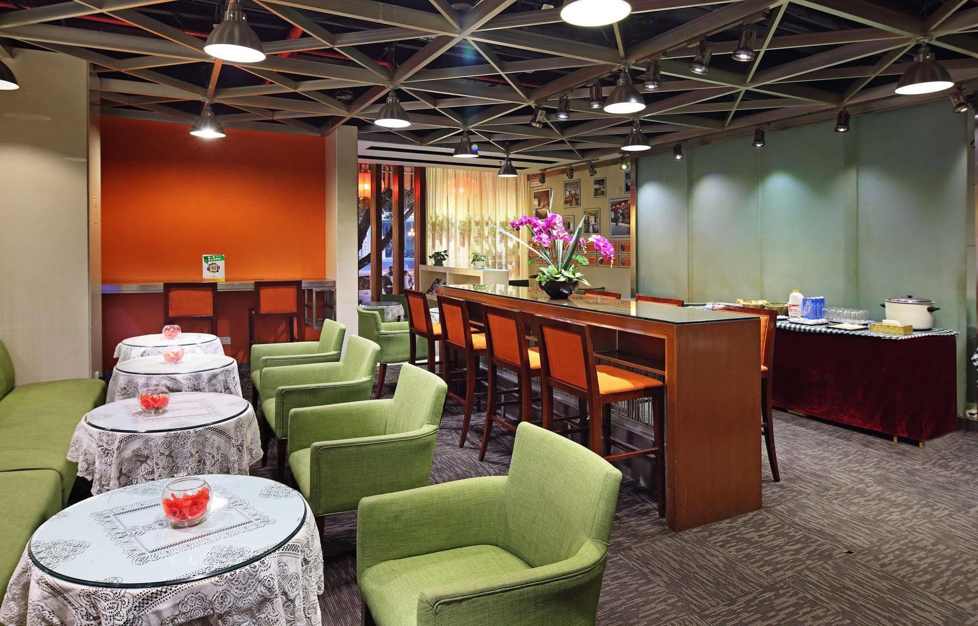 Yanjiang East Garden Inn Гуанджоу Екстериор снимка