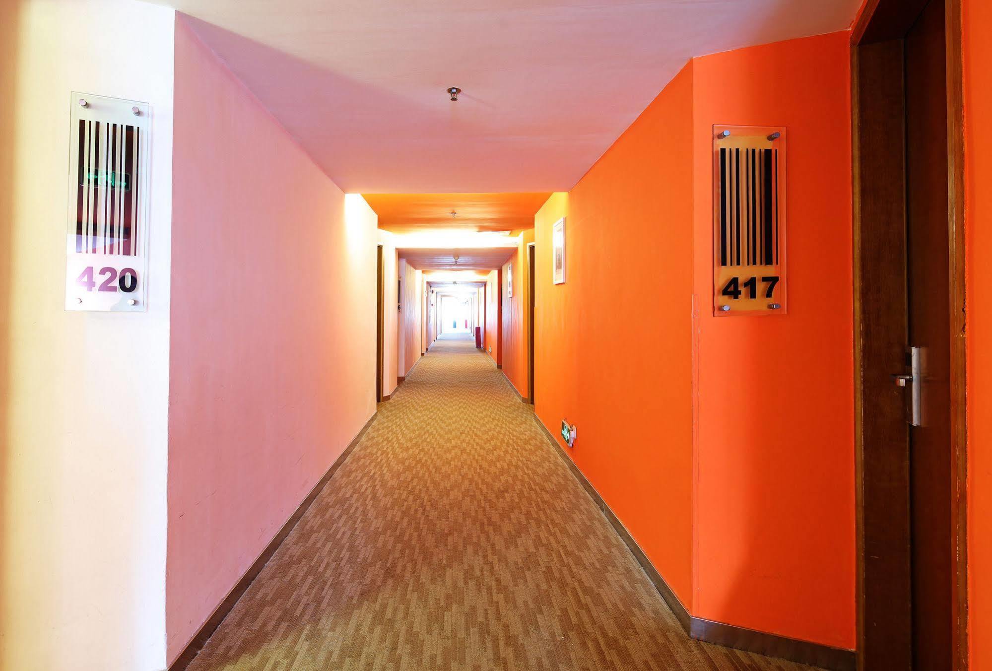 Yanjiang East Garden Inn Гуанджоу Екстериор снимка